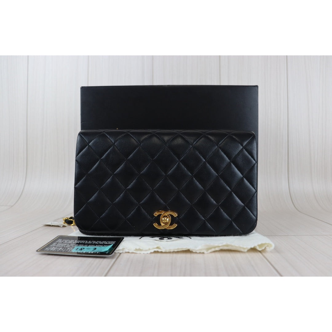 Rank A ｜CHANEL Lambskin CF23 Shoulder Bag ｜092702