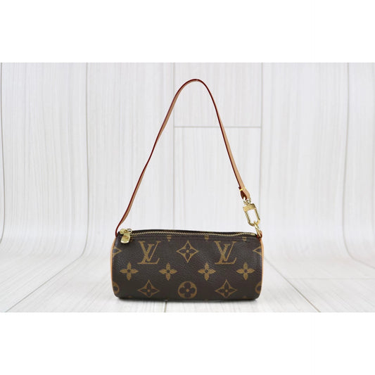 Rank SA ｜   LV Monogram Handbag Pouch ｜011605