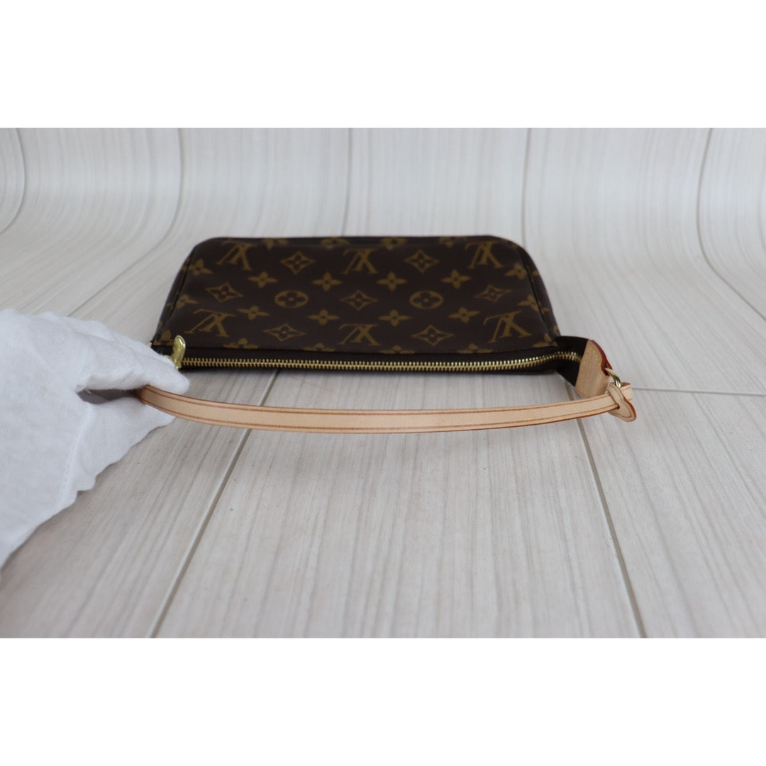 Rank S｜ LV Monogram Pochette Accessoires ｜092930