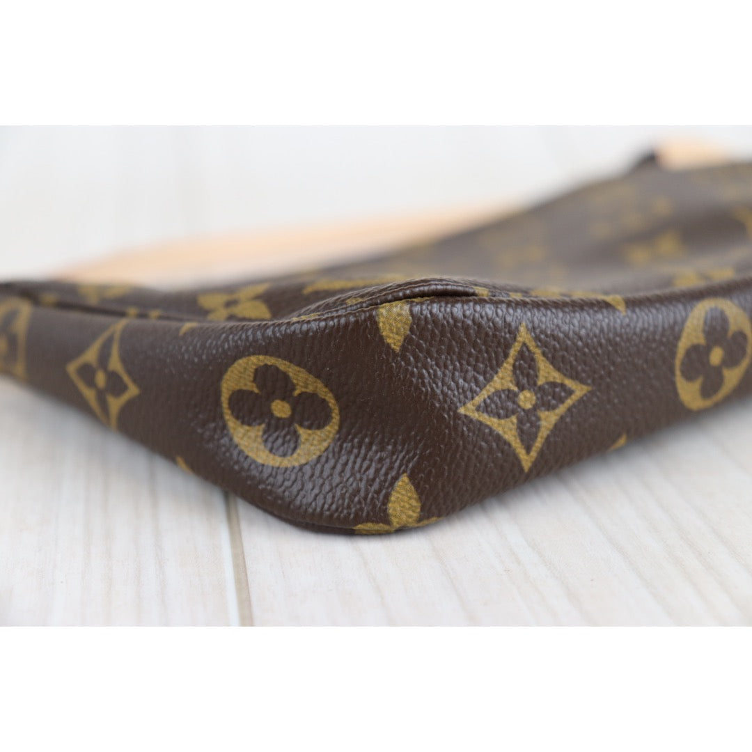 Rank S｜ LV Monogram Pochette Accessoires ｜092930