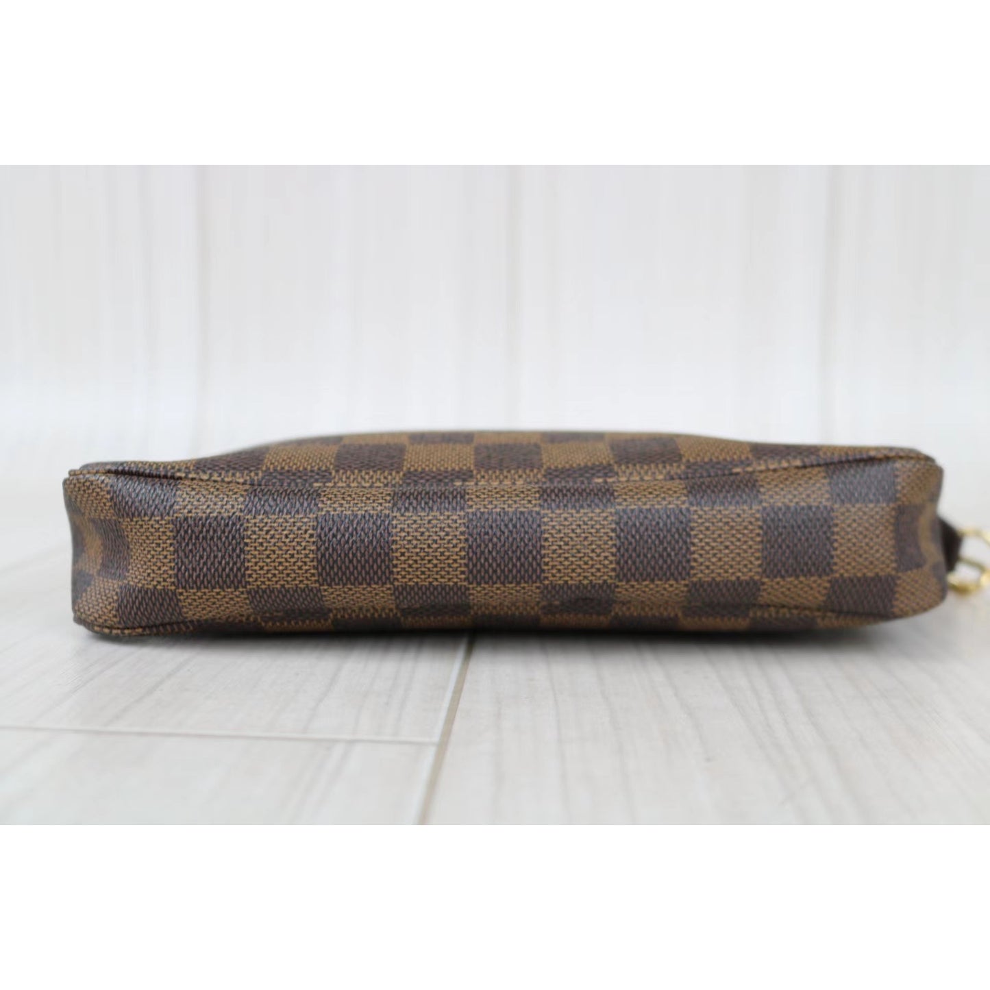 Rank SA ｜     LV  Damier Pochette Accessoires    ｜012204