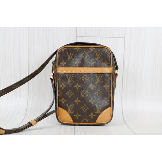 Rank A   ｜ LV Monogram Danube Shoulder Bag ｜012210