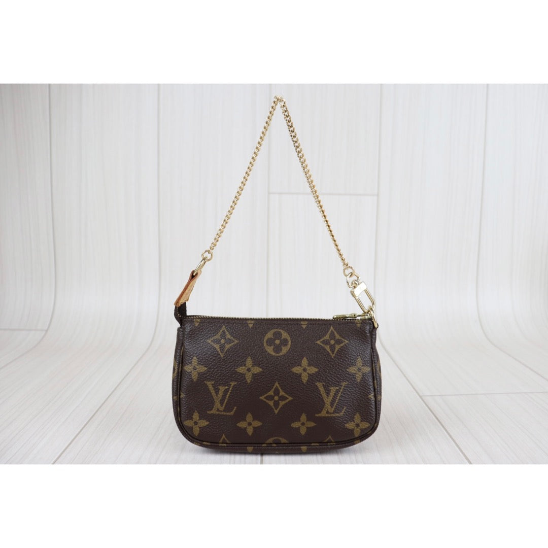 Rank A ｜ LV Monogram Mini Pochette Accessoir ｜22100405