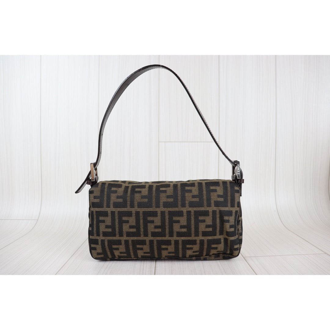 Rank A ｜ FENDI Zucca Mamma Baguette Shoulder Bag ｜22100605