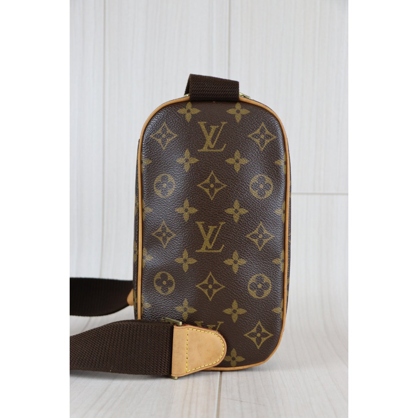 Rank AB ｜ LV Monogram Pochette Ganju Shoulder Bag Body Bag ｜090801