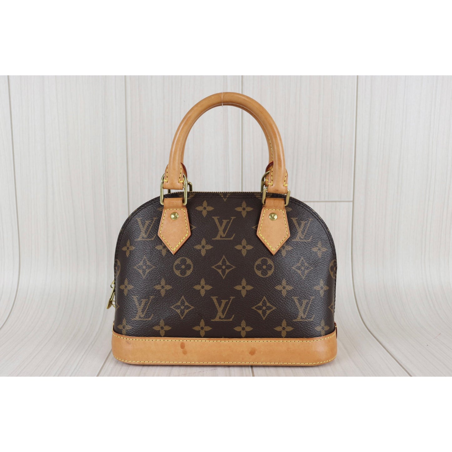 Rank AB ｜LV Monogram Alma bb Shoulder Bag｜090806