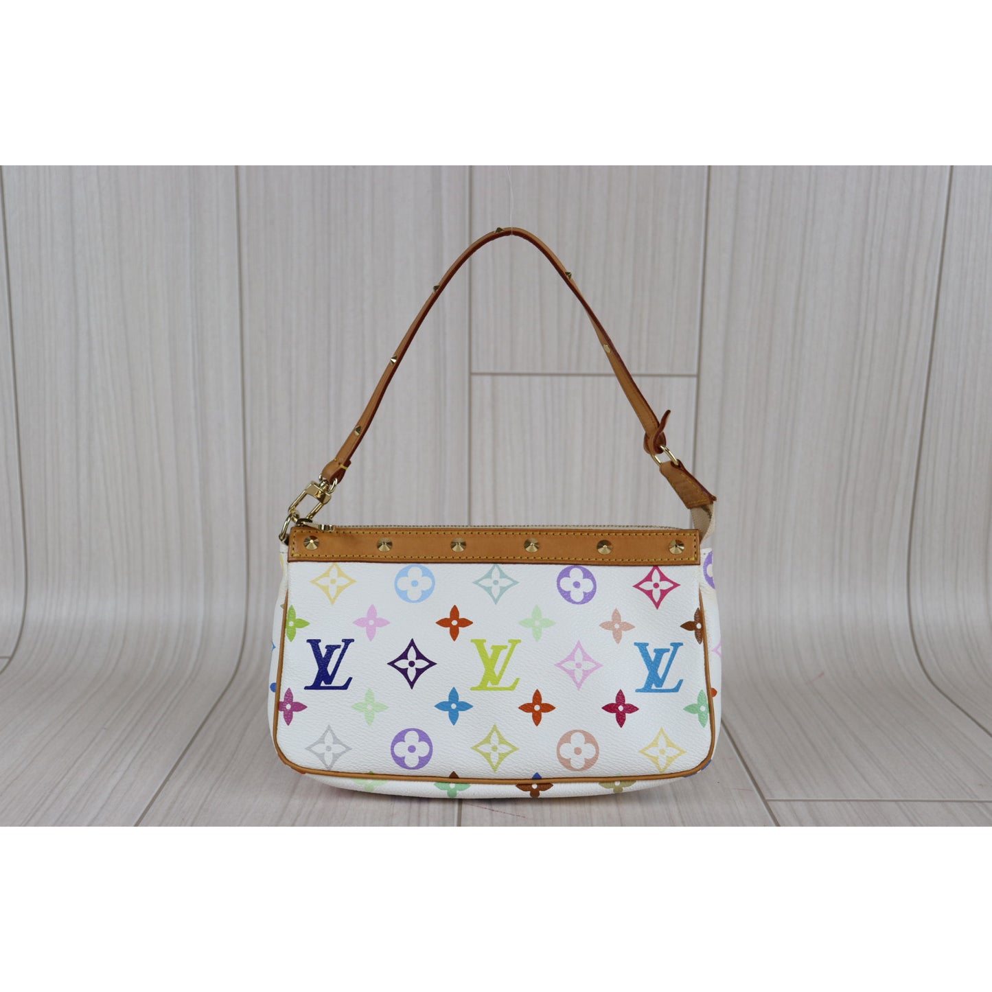 Rank A ｜ LV Multi Monogram Pochette Accessoires ｜ 090901