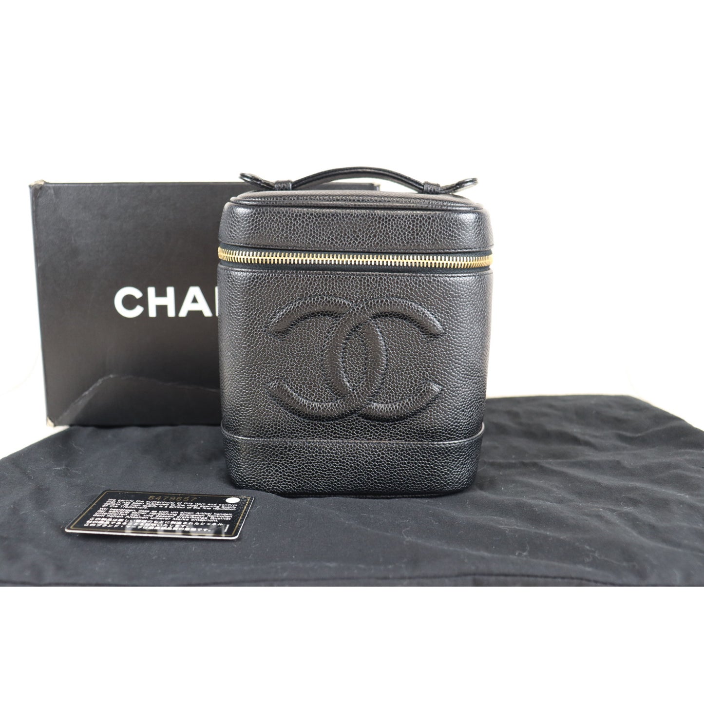 Rank SA ｜ CHANEL Caviar Skin Vanity Handbag ｜090902