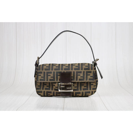 Rank A ｜ FENDI Zucca Mamma Baguette Shoulder Bag ｜012809