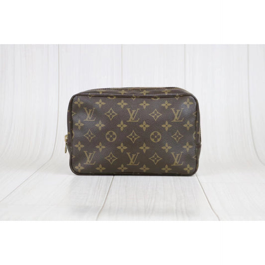 Rank A ｜ LV Truth Toilet 23 Monogram Makeup Pouch｜012910