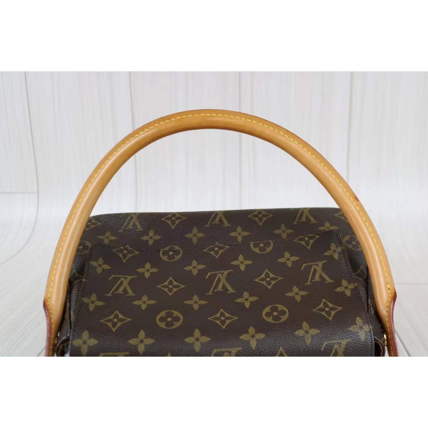 Rank A   ｜ LV Monogram Mini looping Shoulder Bag ｜012401