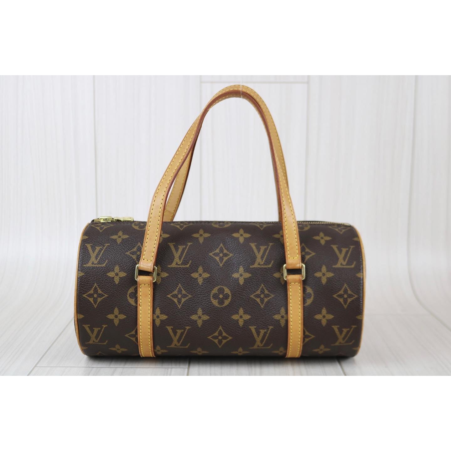 Rank AB ｜     LV Monogram Papillon 26 Handbag    ｜102812