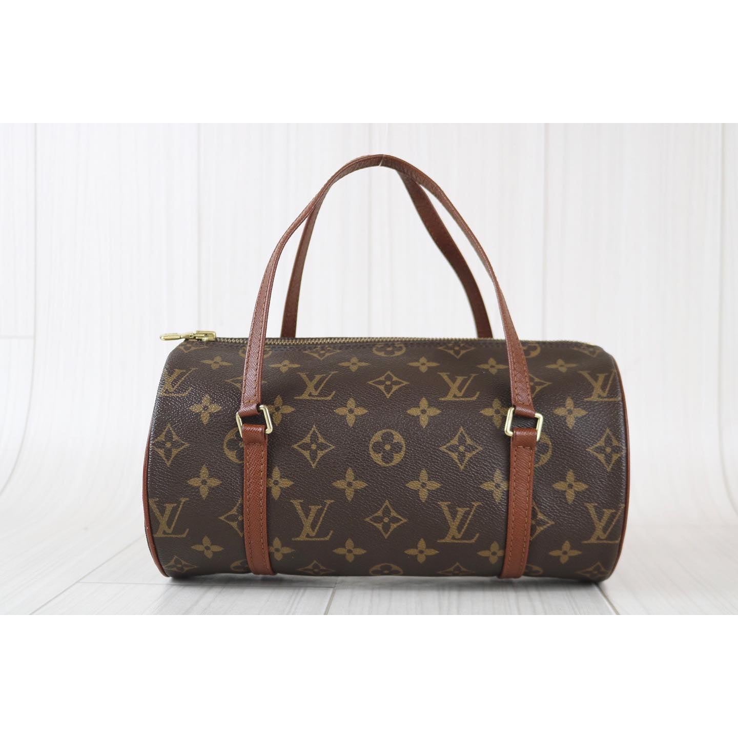 Rank AB ｜ LV Monogram Papillon 26 Handbag ｜073108