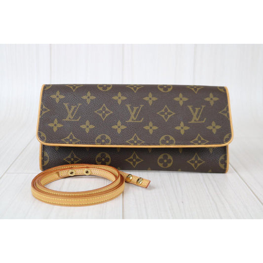 Rank AB ｜    LV Monogram Pochette Twin GM  ｜101407