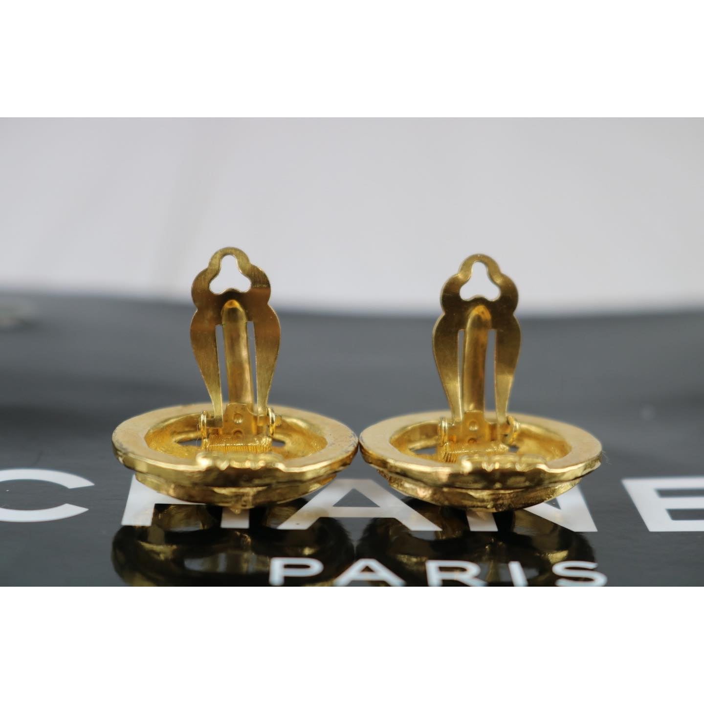 Rank SA ｜CHANEL Vintage Earrings ｜110113