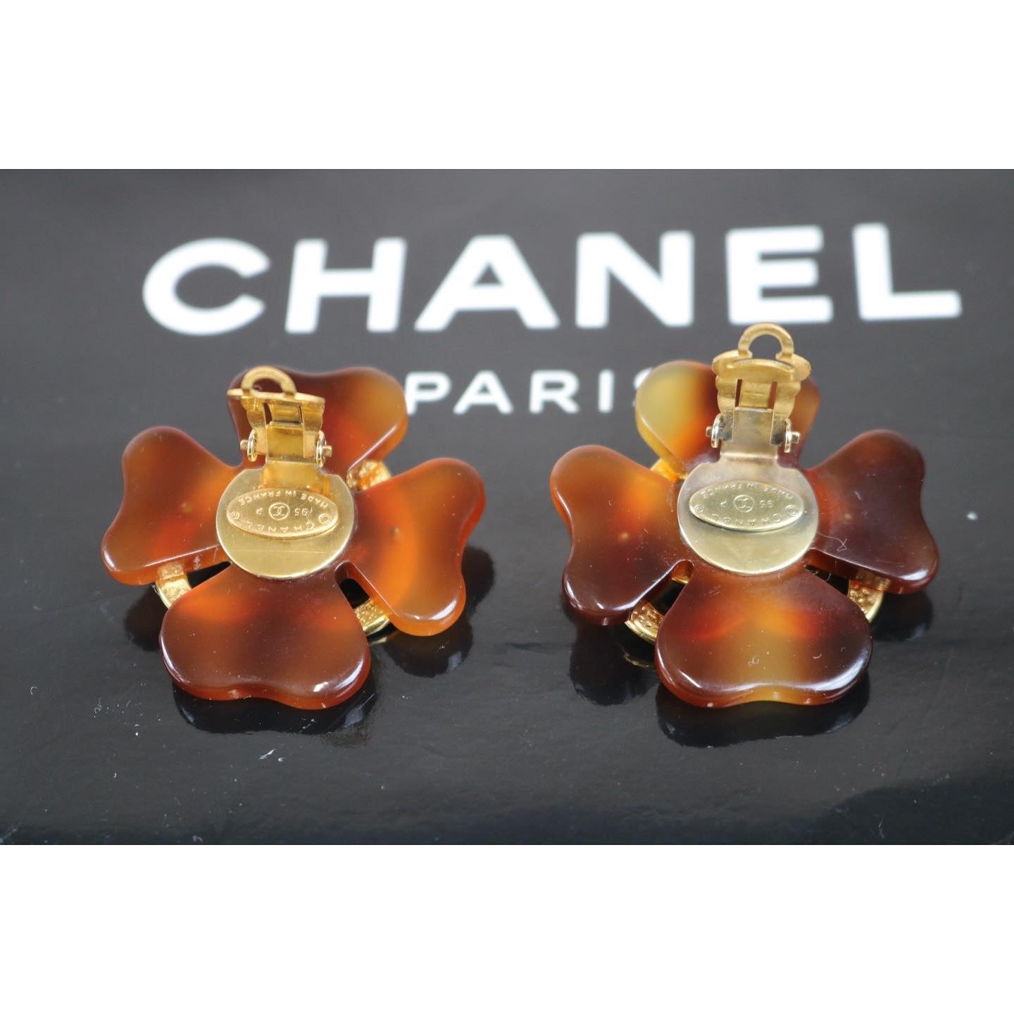 Rank A ｜  CHANEL Clover Cocomark Heart Earrings Tortoise Brown Gold 95P Vintage   ｜122106