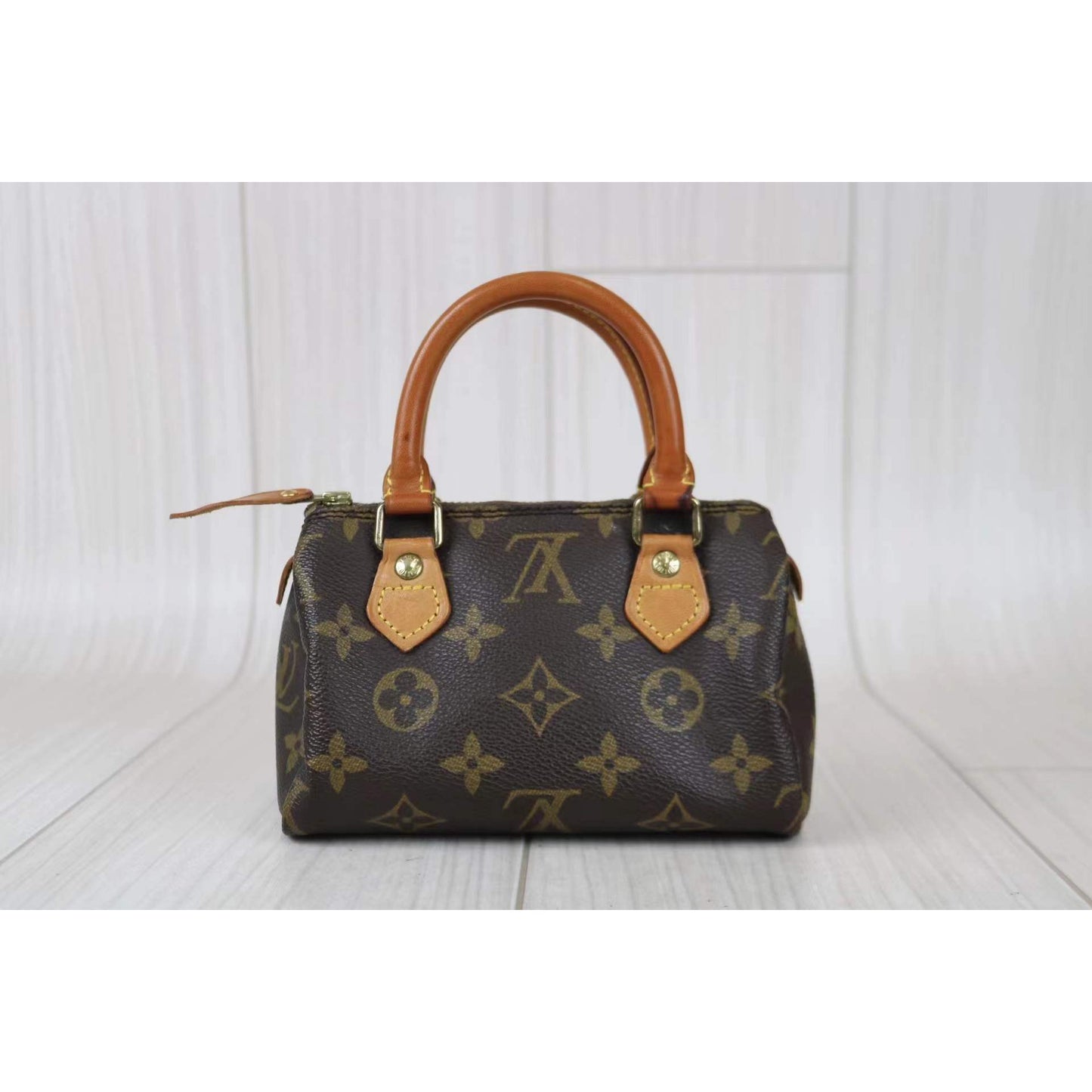 Rank AB ｜ LV Monogram Mini Speedy Handbag ｜011323