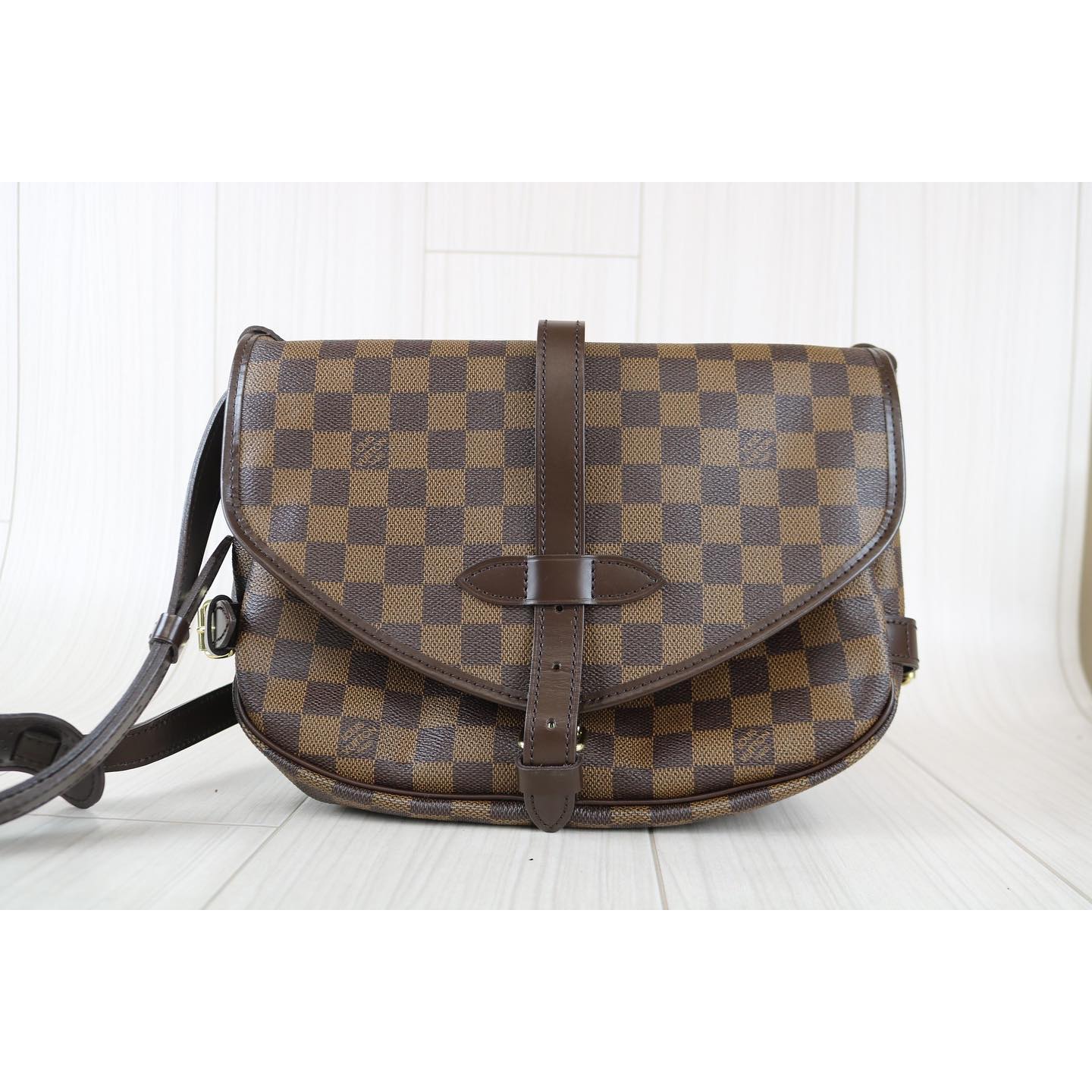 Rank A ｜ LV Damier Saumur Shoulder Bag｜073110