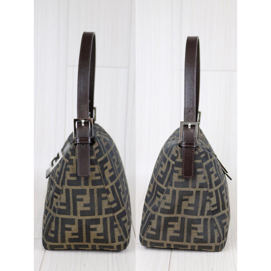 Rank A ｜     Fendi Zucca Pattern Semi Shoulder Bag    ｜092603