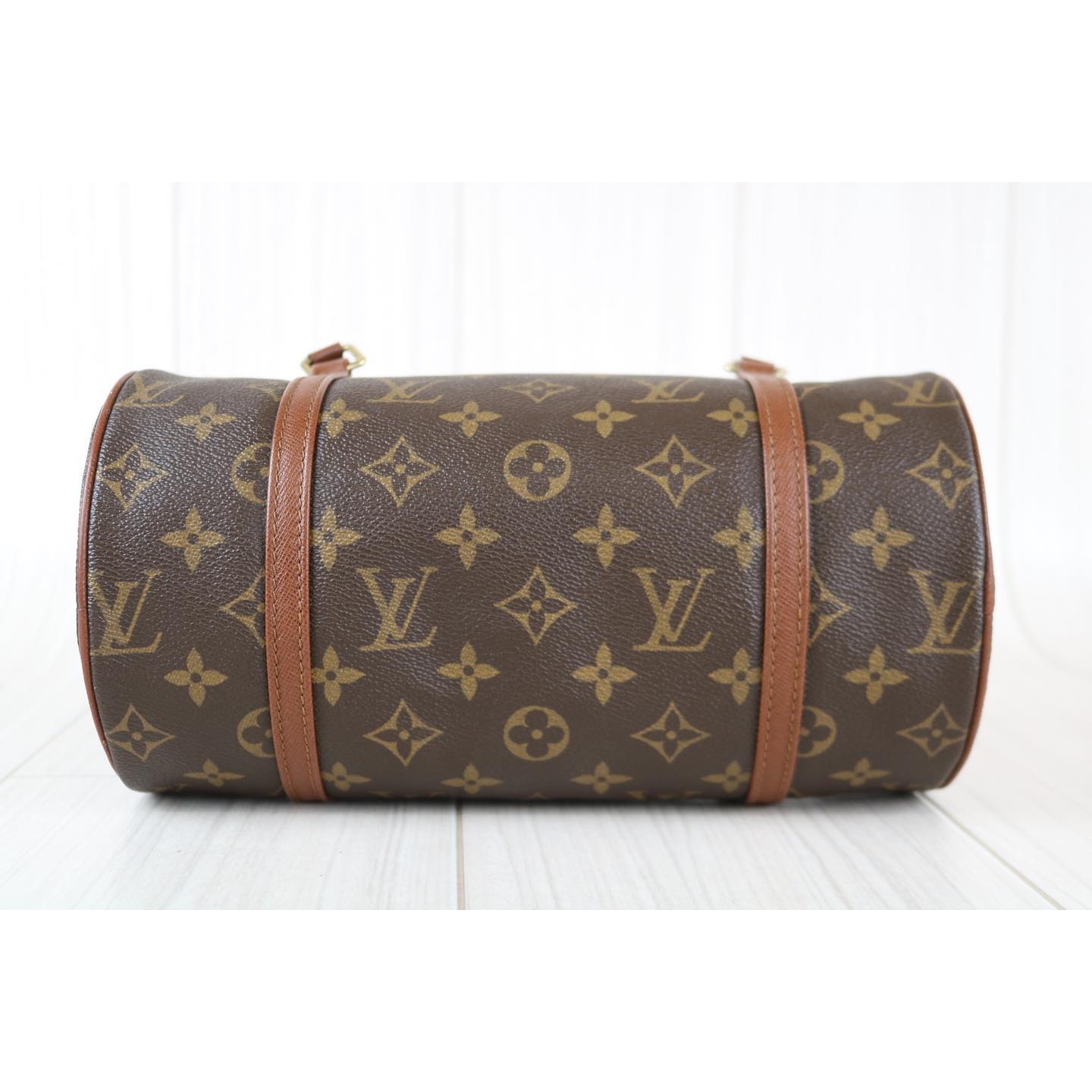 Rank AB ｜ LV Monogram Papillon 26 Handbag ｜073108