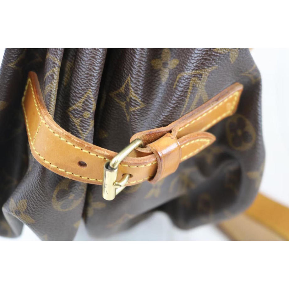 Rank AB ｜     LV Monogram Saumur40 Shoulder Bag    ｜082402