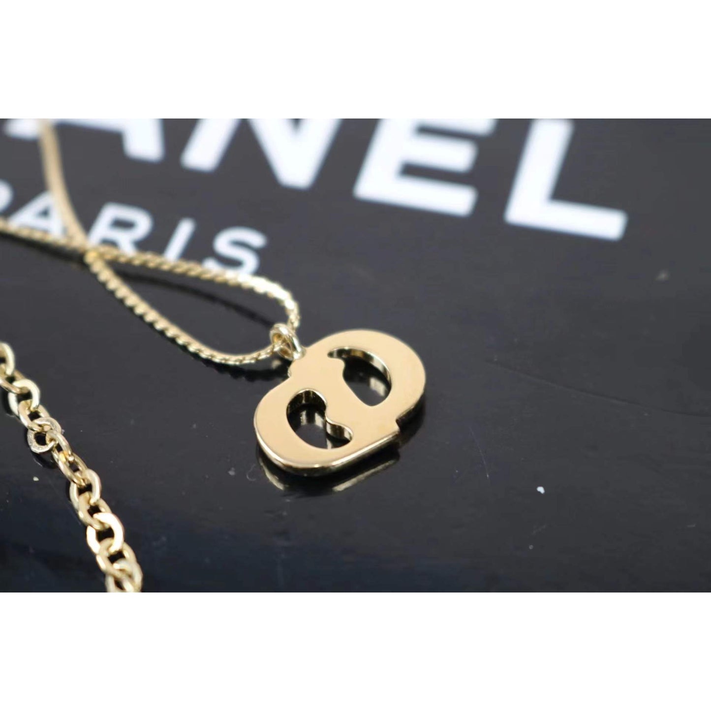 Rank SA ｜   Dior Necklace Gold ｜011313