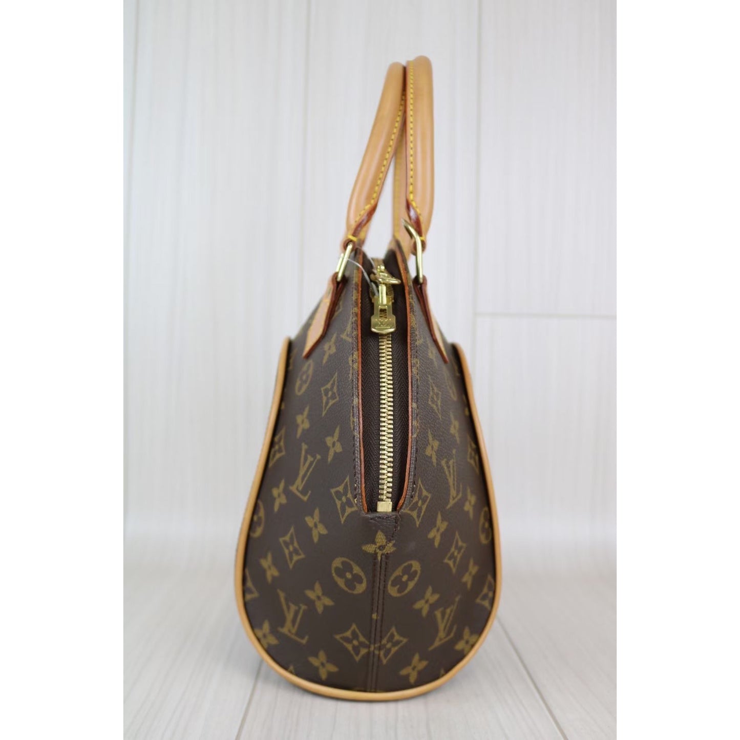 Rank A ｜ LV Monogram Ellipse PM ｜060817