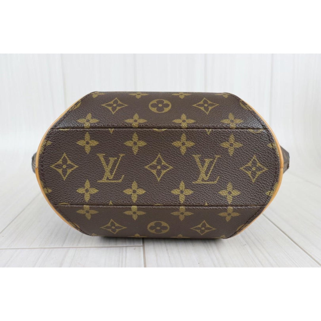 Rank A ｜ LV Monogram Ellipse PM ｜22111602