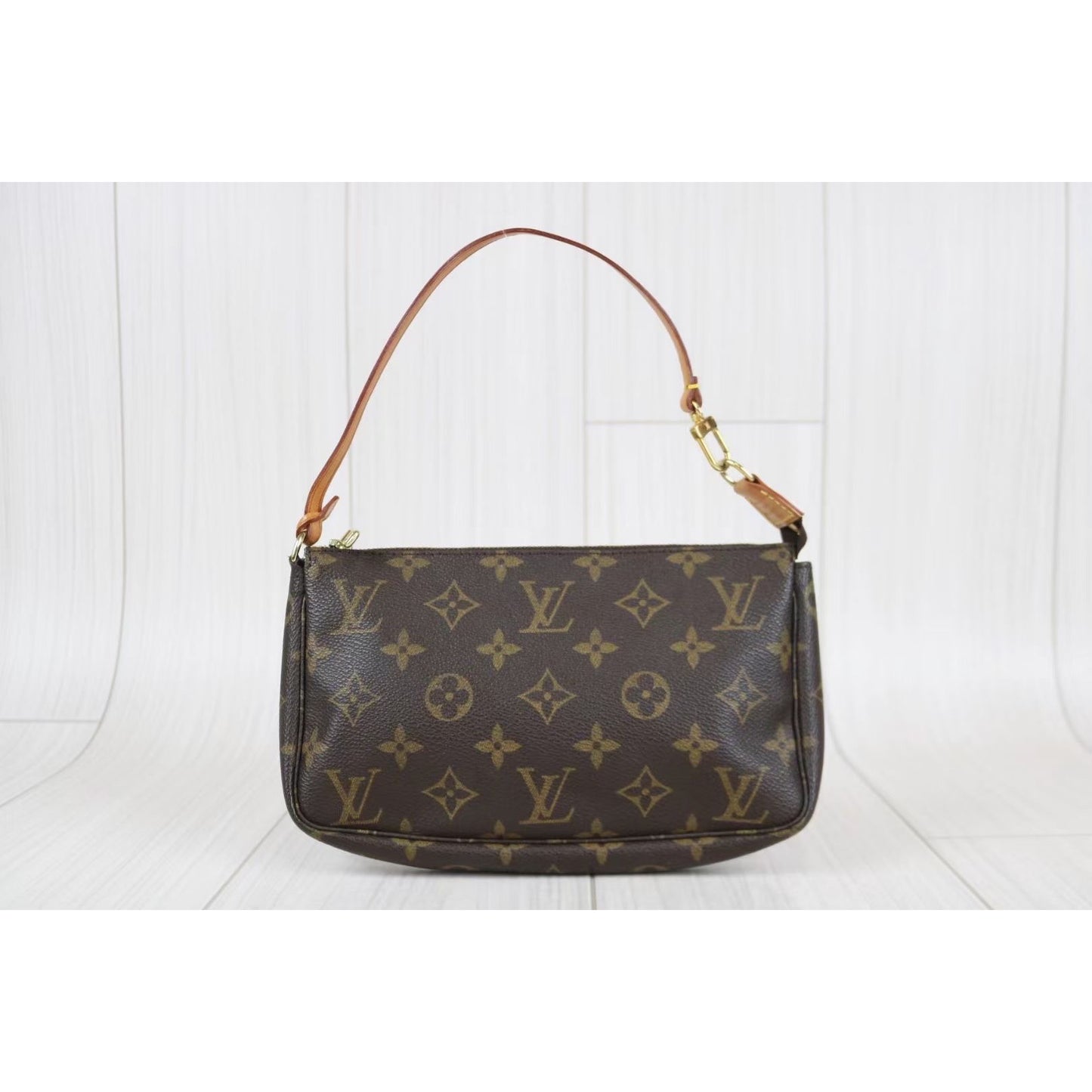 Rank SA ｜ LV Monogram Mini Pochette Accessoir  ｜ 022304