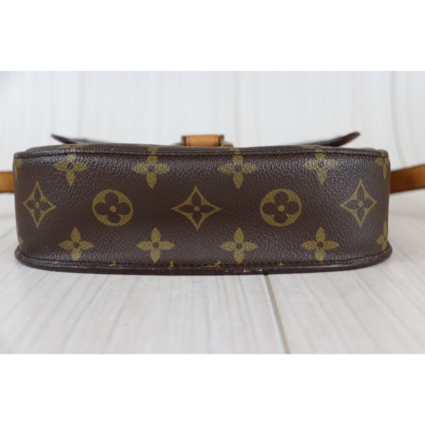 Rank AB ｜ LV Monogram Saint Cloud MM Shoulder Bag ｜083005