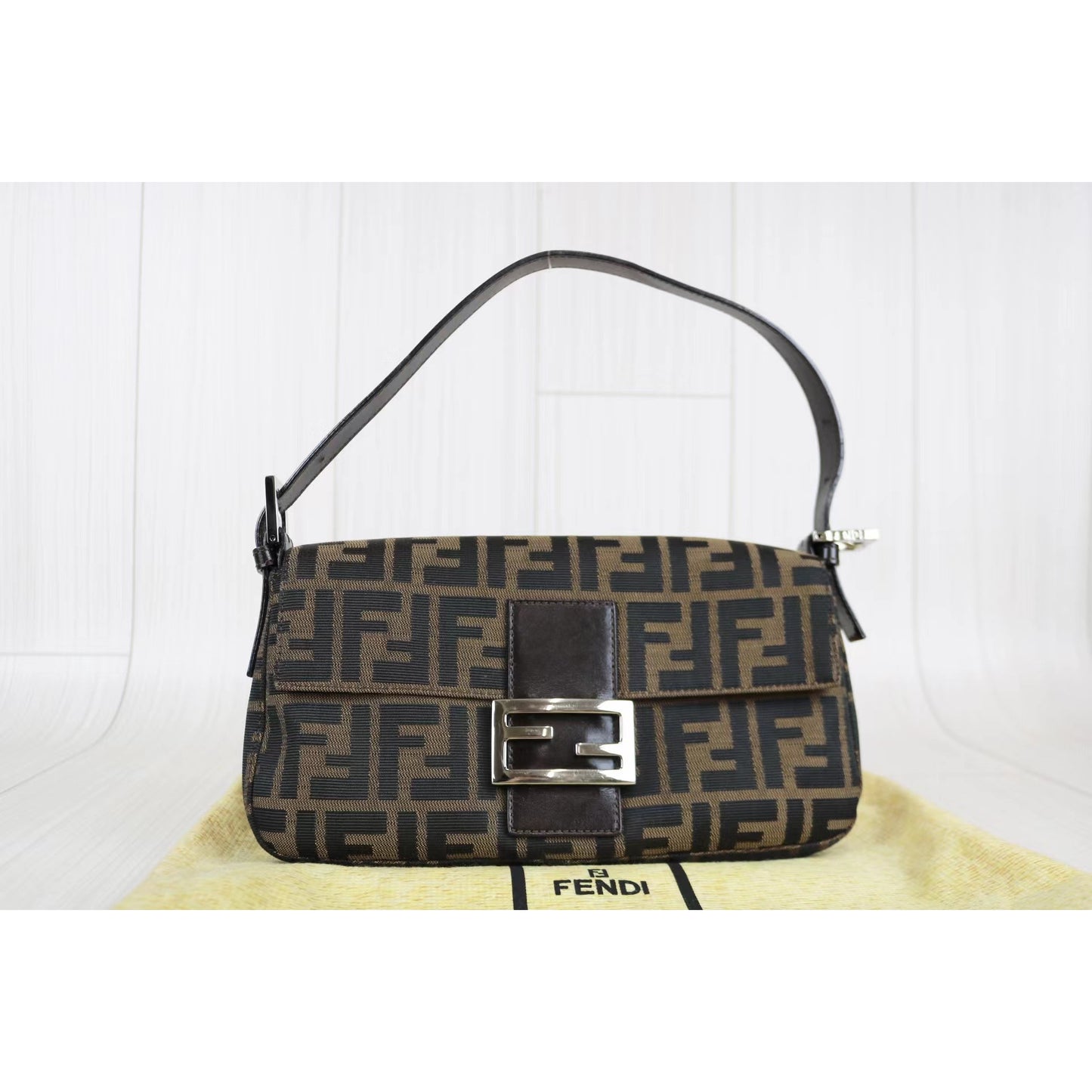 Rank A ｜ FENDI Zucca Mamma Baguette Shoulder Bag ｜040405