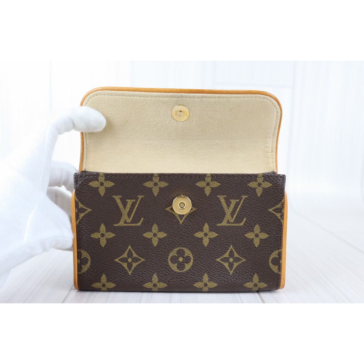 Rank A ｜ LV Monogram Pochette Florentine Waist Bag S｜071813