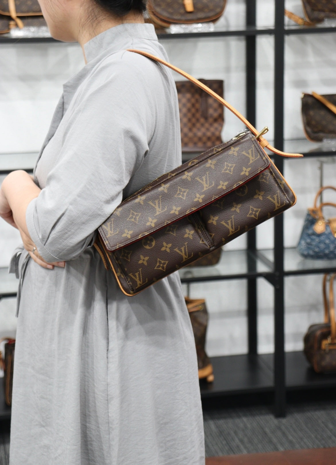 Rank AB |LV Monogram Viva Cite MM Shoulder Bag|23032706 – BRAND GET