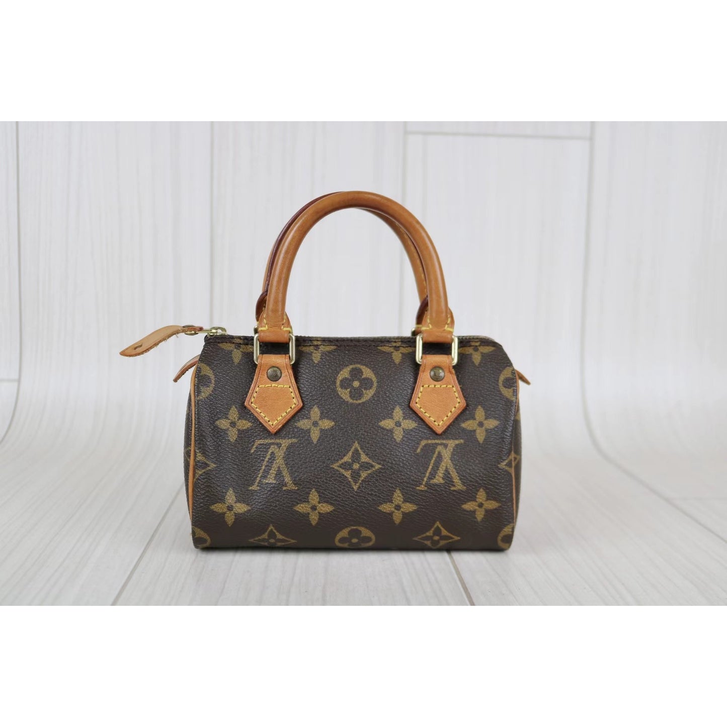 Rank A ｜ LV Monogram Mini Speedy Handbag ｜060511