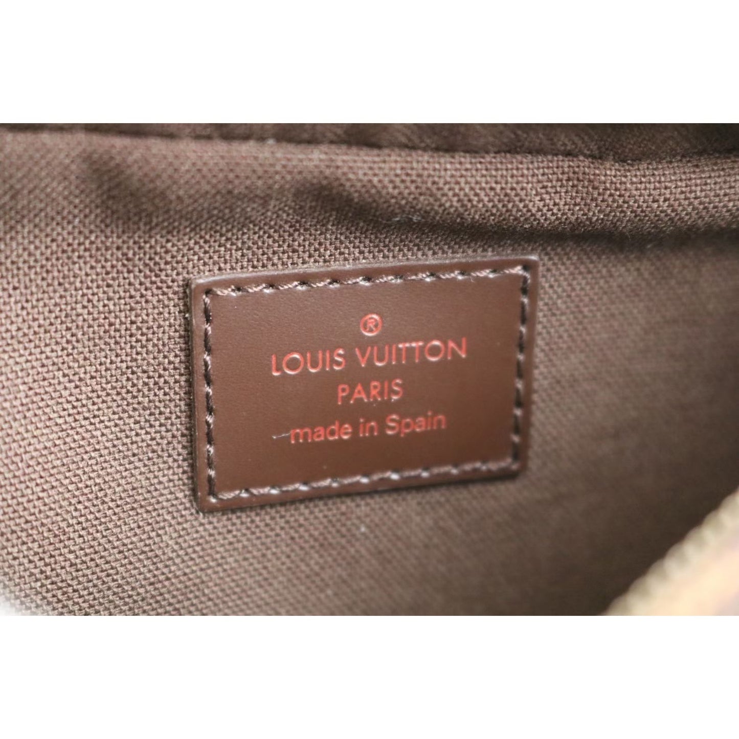 Rank A ｜ LV Damier Body Bag ｜022510