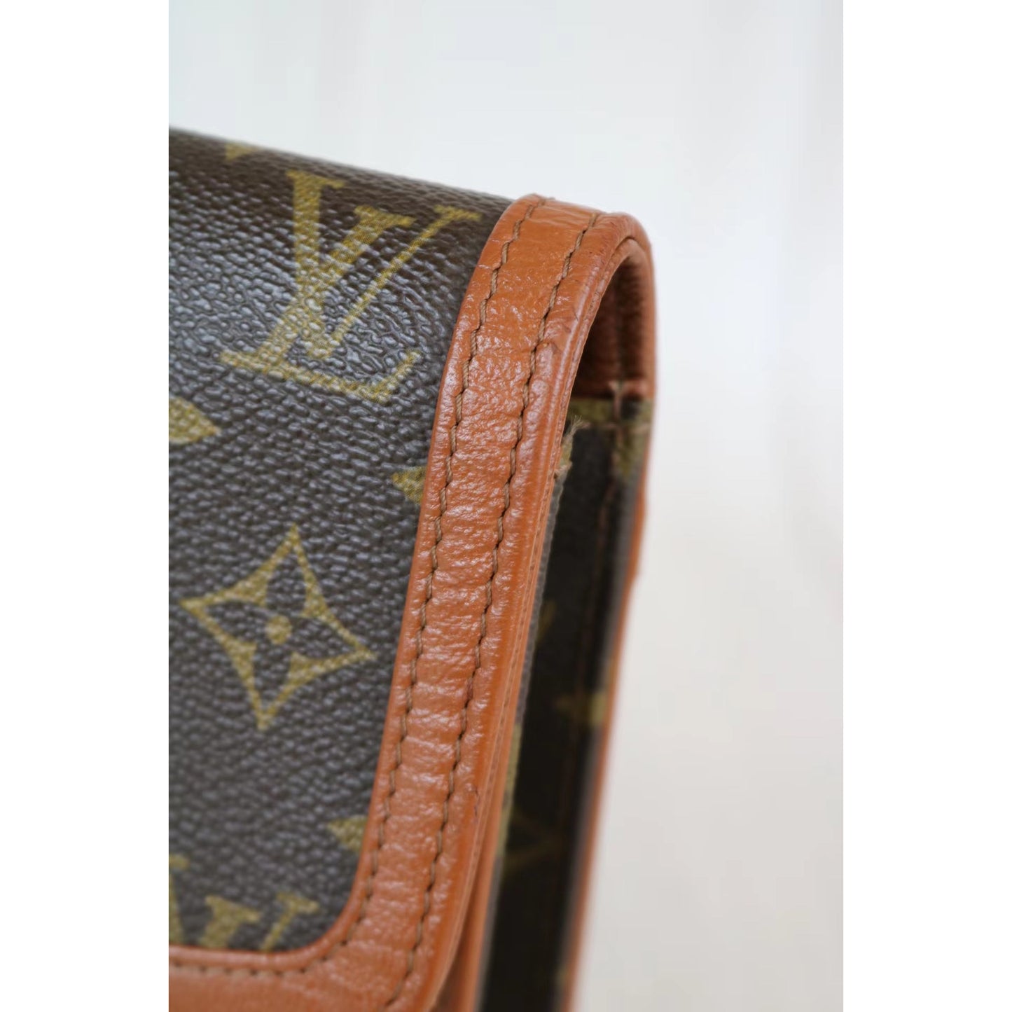 Rank A ｜ LV Monogram Clutch Bag｜033105