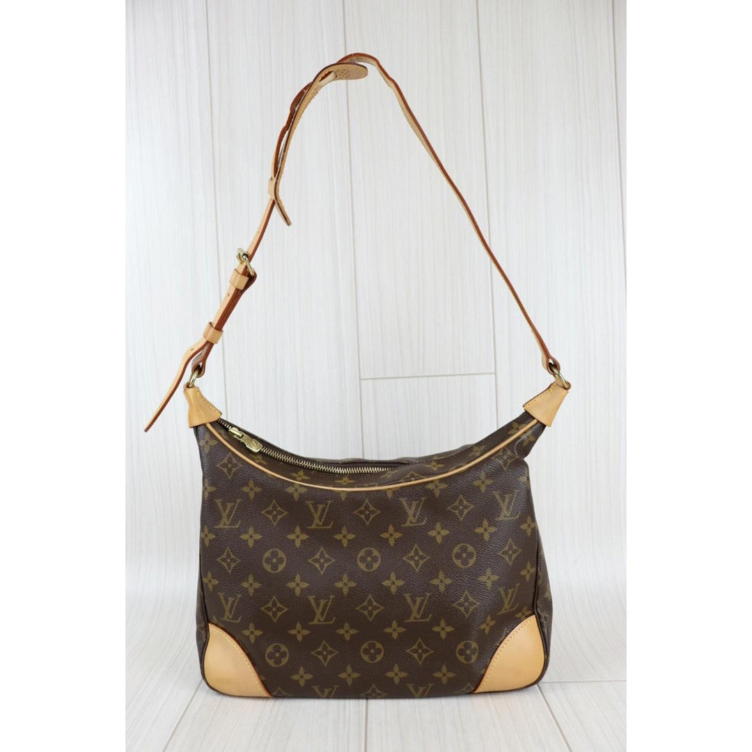 Rank AB｜LV Monogram Boulogne 30 Shoulder Bag ｜22111605