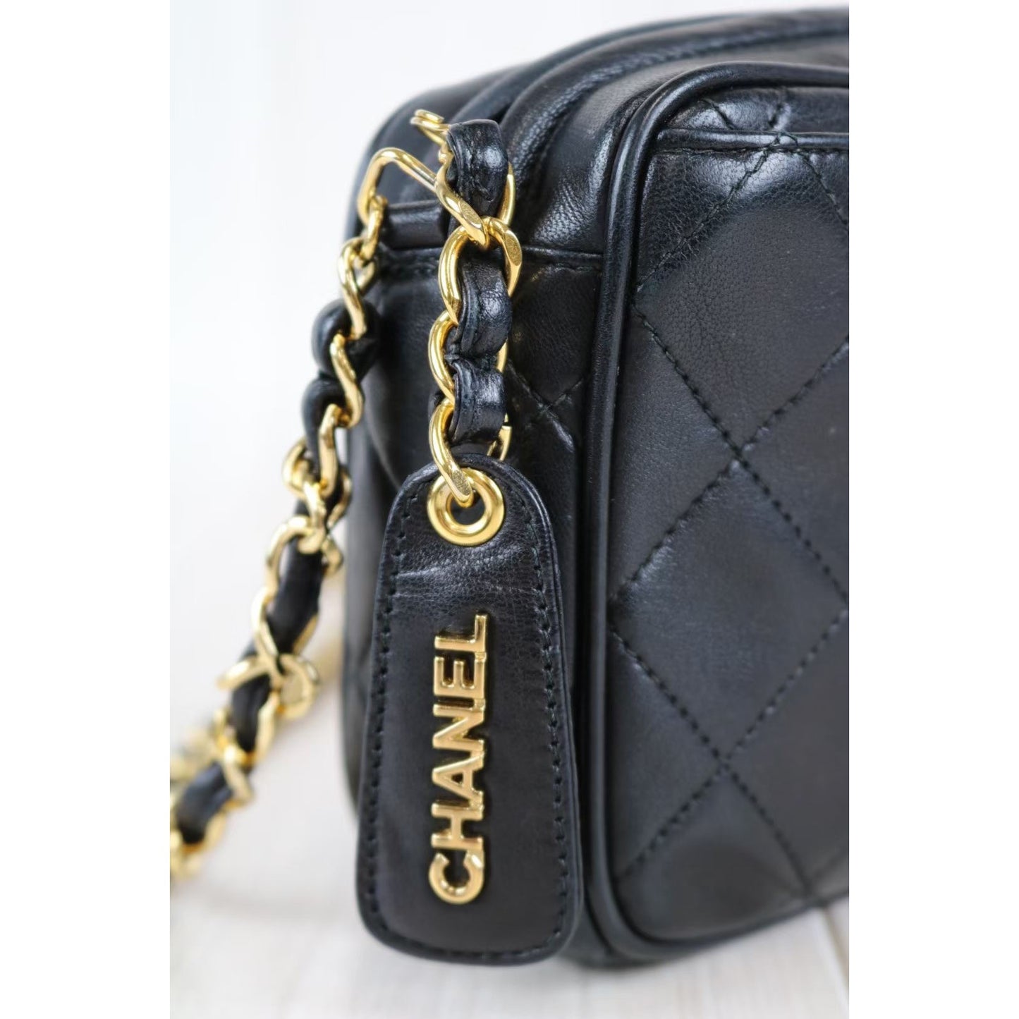 Rank A ｜ CHANEL Vintage Matrasse Lamb Skin Chain Shoulder Bag ｜040709