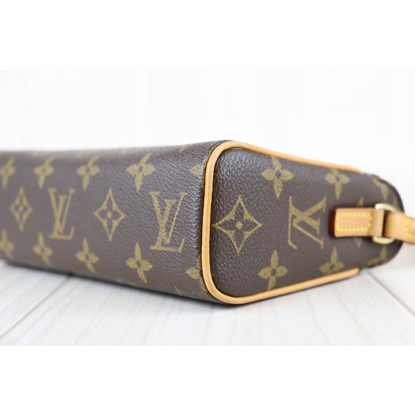 Rank A ｜ LV Monogram Recital Handbag ｜071810