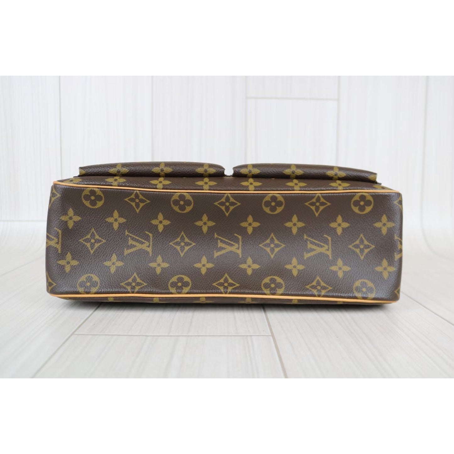 Rank SA ｜LV Monogram Viva Cite GM Shoulder Bag｜060717