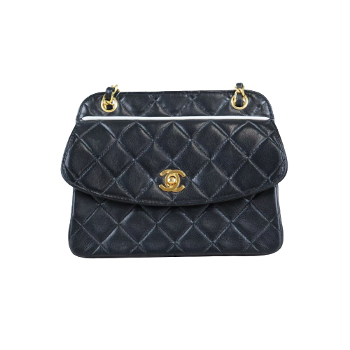 Rank A ｜ CHANEL Matelasse Lamb Leather Vintage Shoulder Bag ｜ 081002