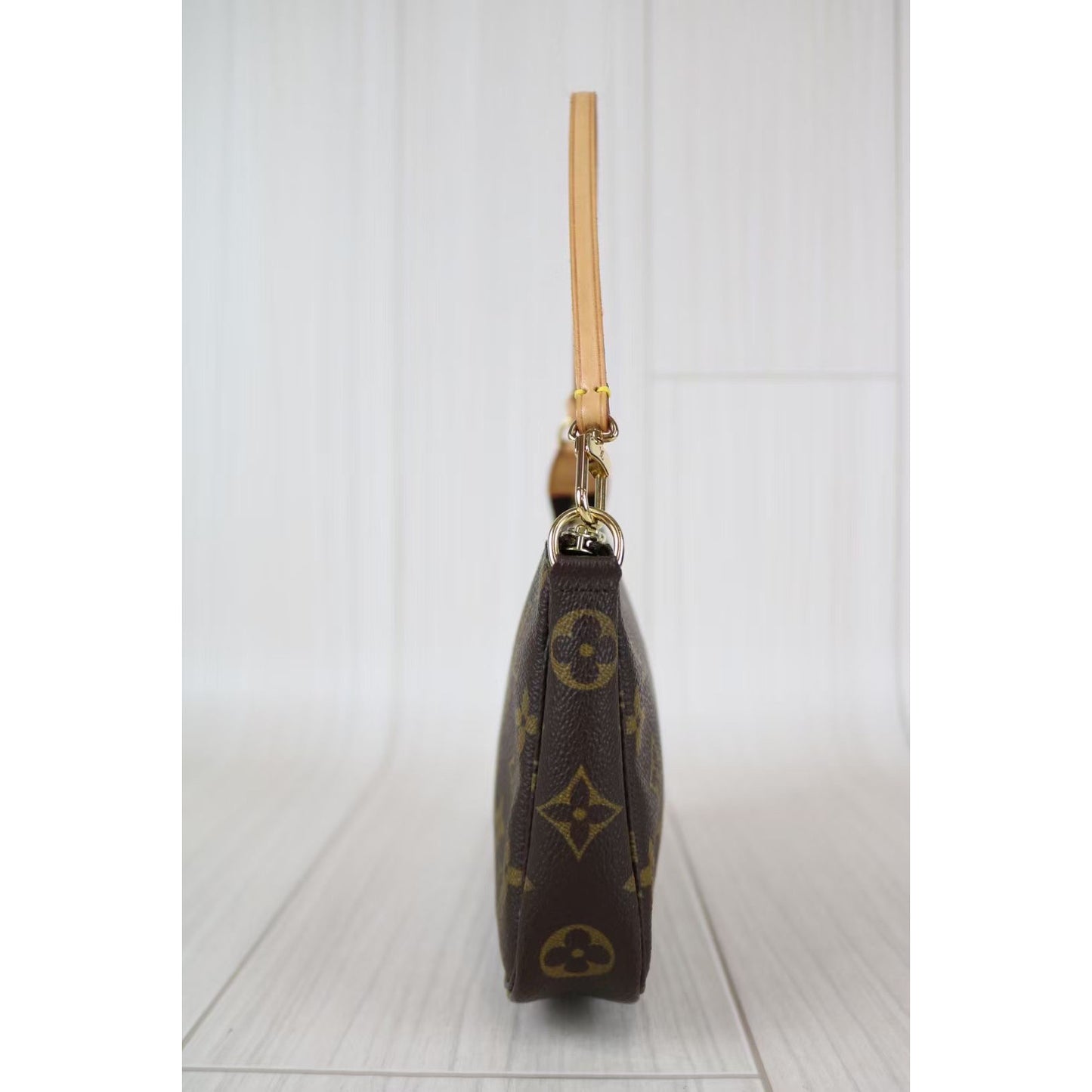 Rank A ｜ LV Monogram Pochette Accessoires ｜070304