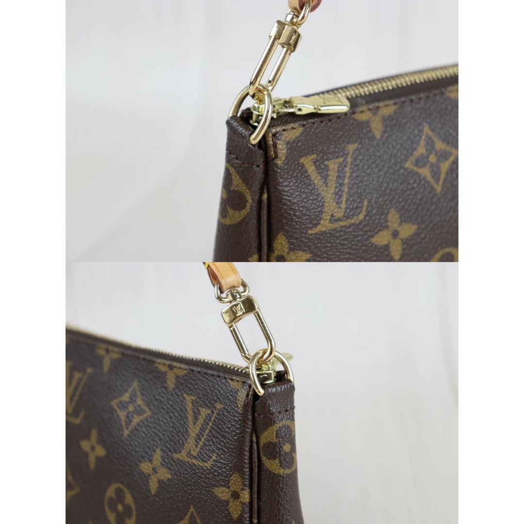 Rank AB ｜ LV Monogram Pochette Accessoires ｜22111003