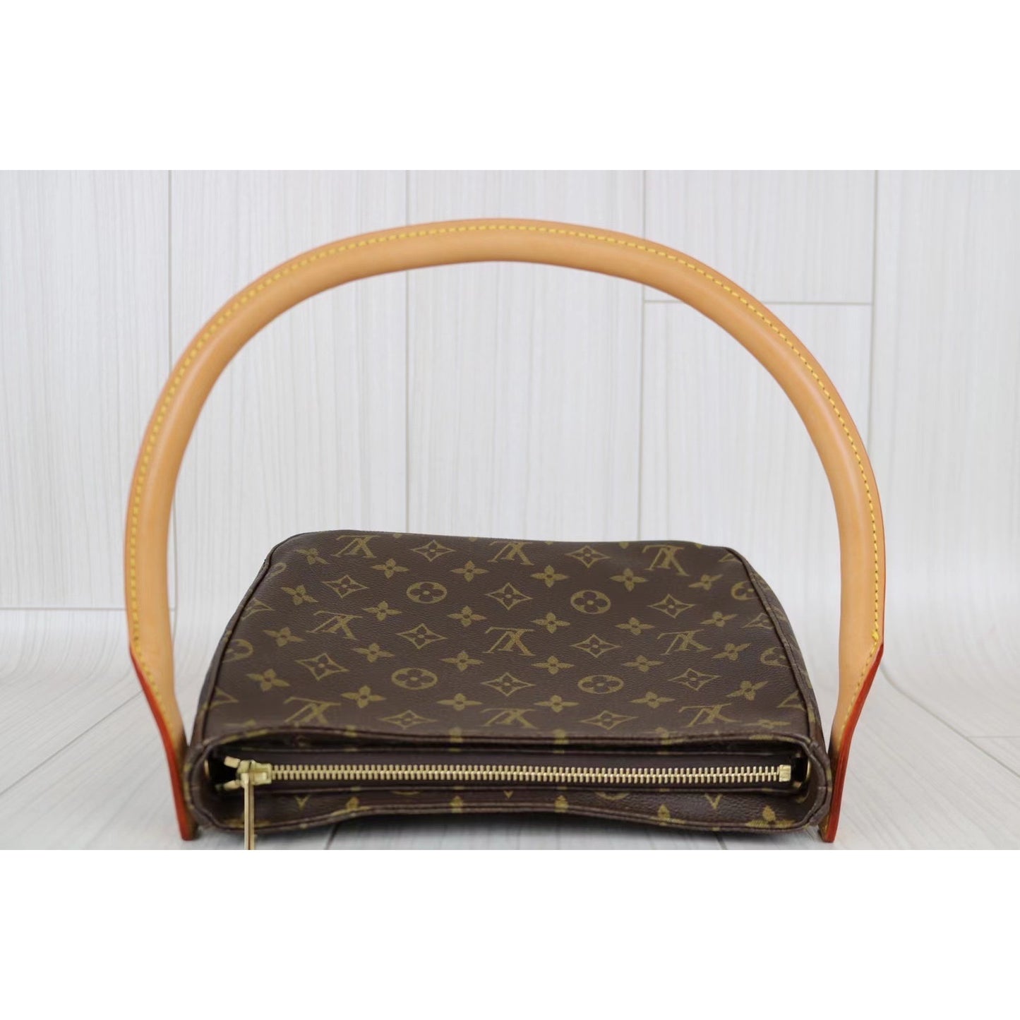 Rank A ｜ LV Monogram Looping MM Shoulder Bag ｜051608