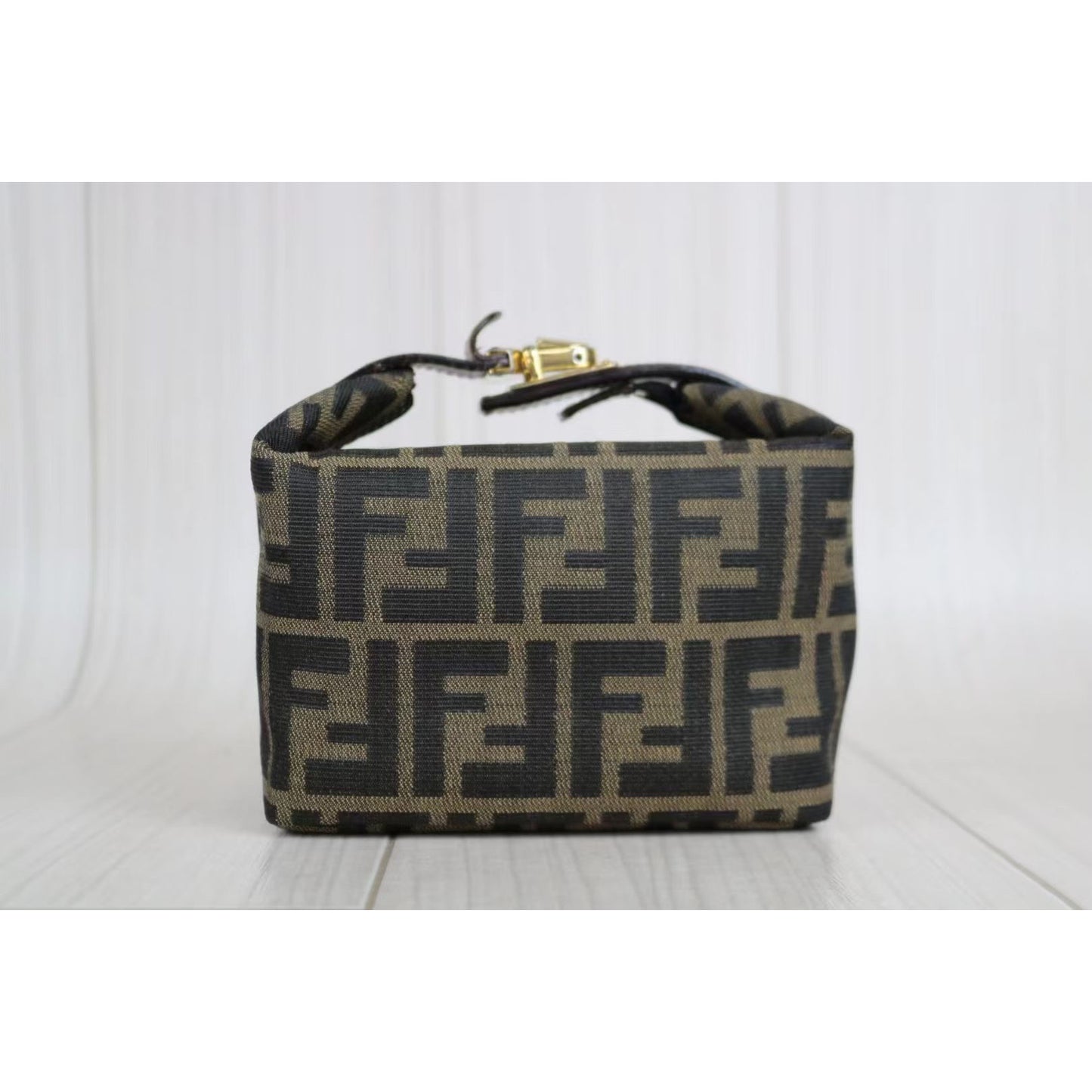 Rank AB ｜ FENDI Zucca Handbag ｜020713