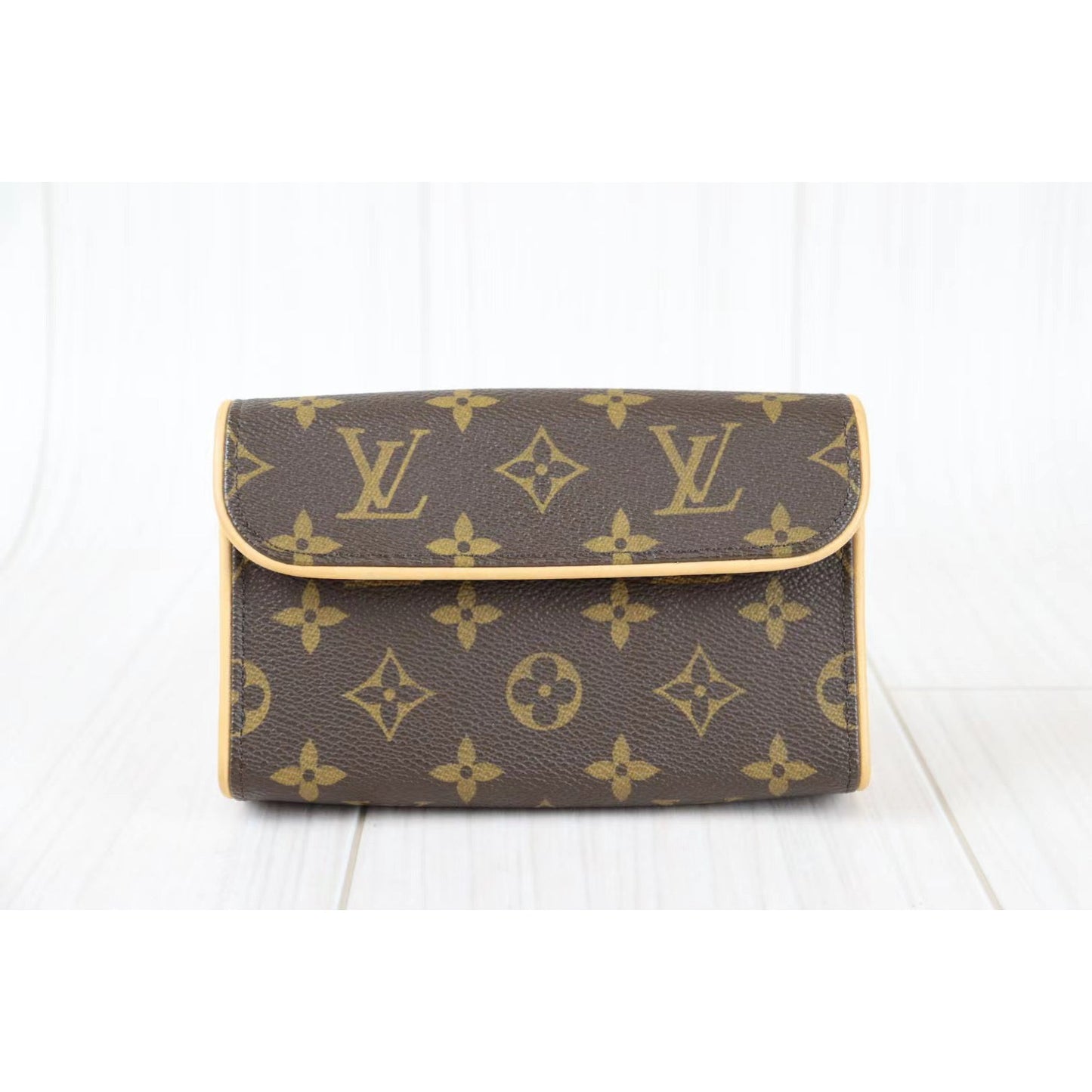 W-Rank A ｜ LV Monogram Pochette Florentine Waist Bag XS