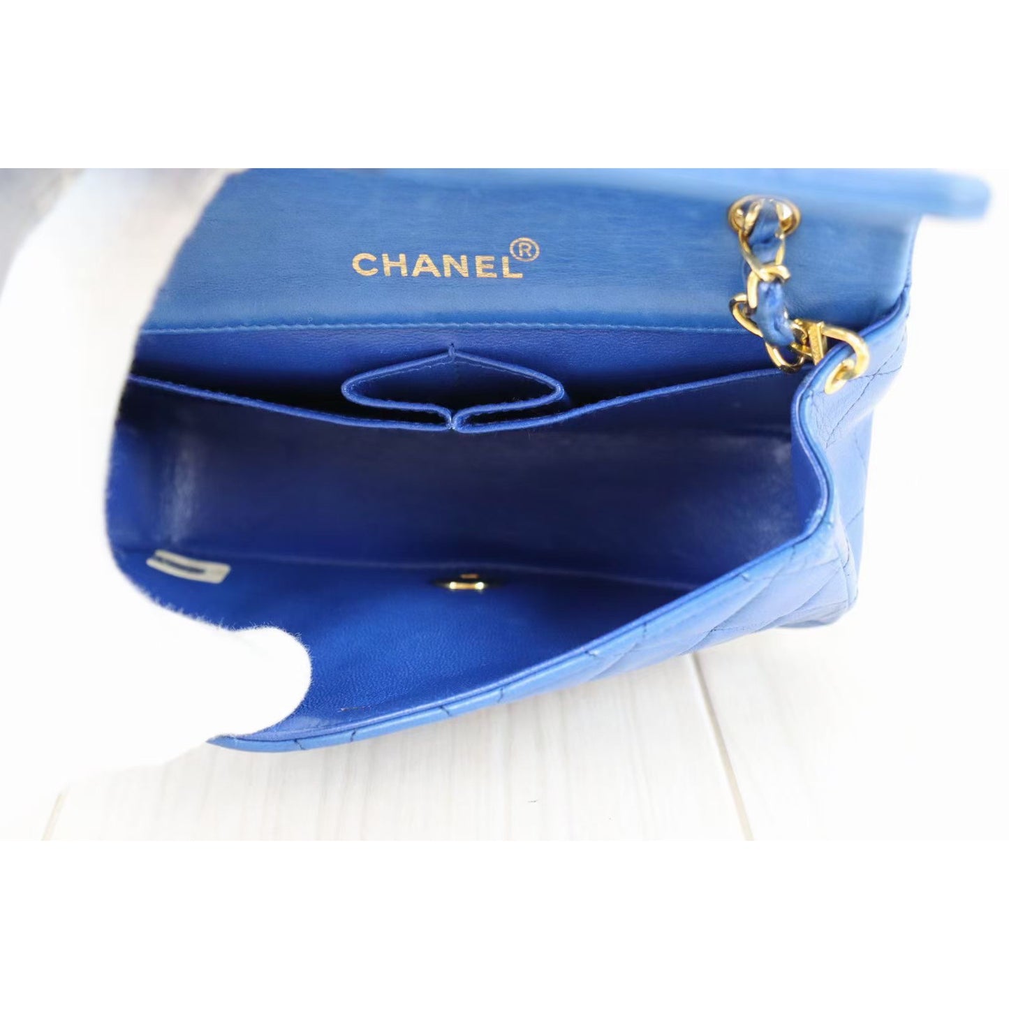 Rank A ｜ CHANEL CF17 Shoulder Bag ｜082207