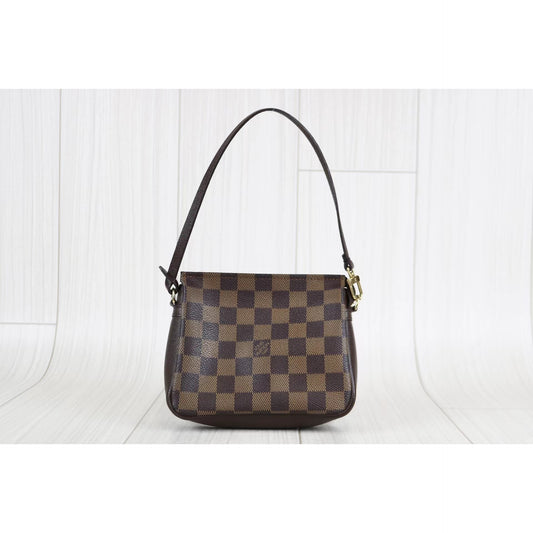 Rank A ｜ LV Damier Truth make up ｜062503