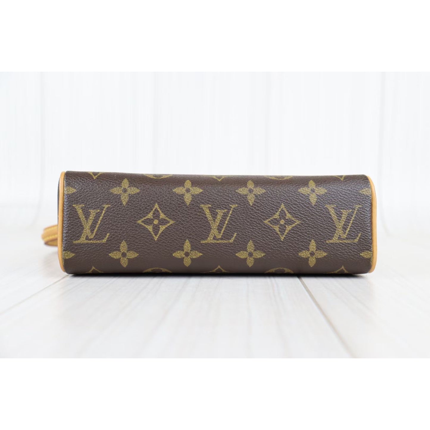 Rank A ｜ LV Monogram Recital Handbag ｜071810