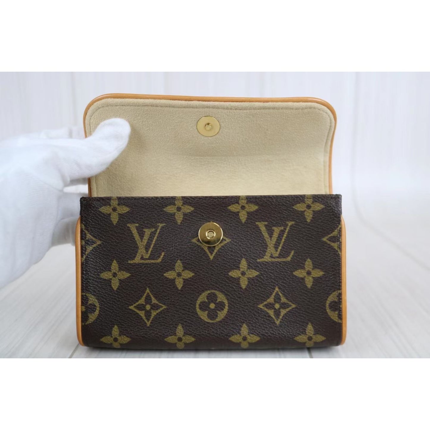 Rank A ｜ LV Monogram Pochette Florentine Waist Bag #XS｜032009